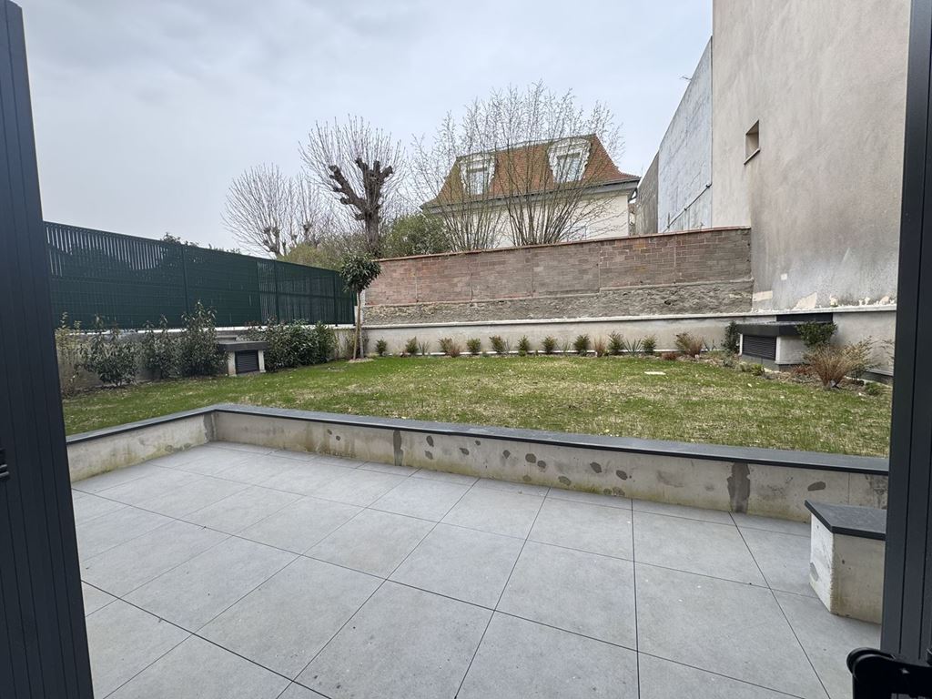 Bail commercial LE RAINCY (93340) GROUPE IMMOBILIS
